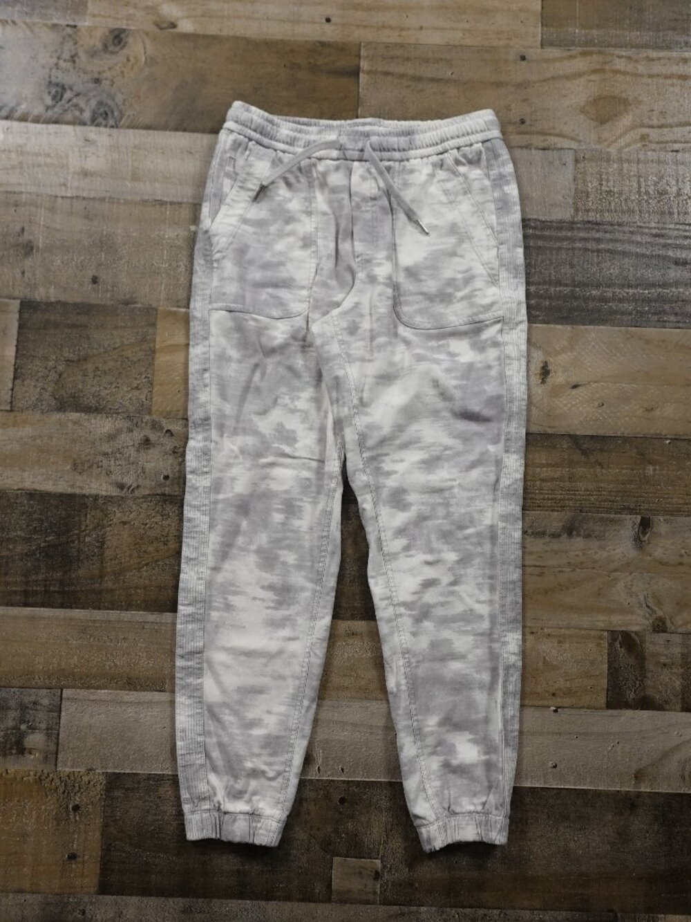 Athleta Farallon Printed Jogger Pants Women's Size 6 Gray Tie Dye Cotton Stretch